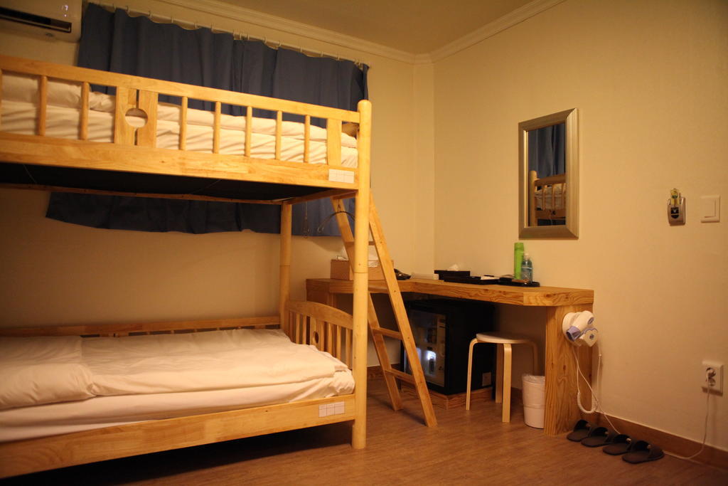 Atti Guesthouse Сеул Номер фото