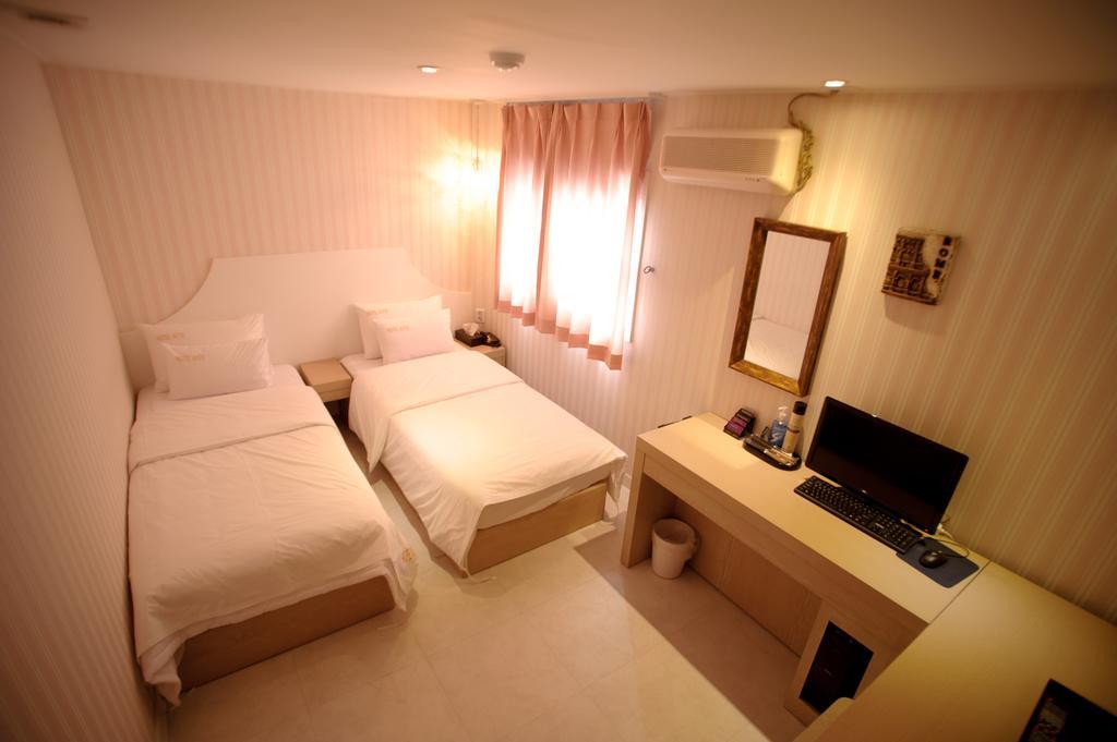 Atti Guesthouse Сеул Экстерьер фото
